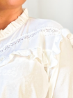 Yvanna, blouse victorienne , coloris blanc, grande taille