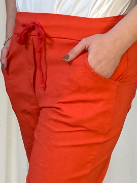 Genève, pantalon fashion, coloris vermillon, grande taille zoom